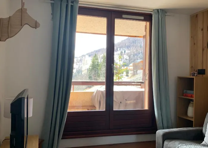 Cocon Chaleureux, Avec Vue Et Au Calme 아파트